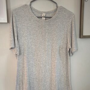 Lululemon Light Gray Women’s Crewneck Tee
